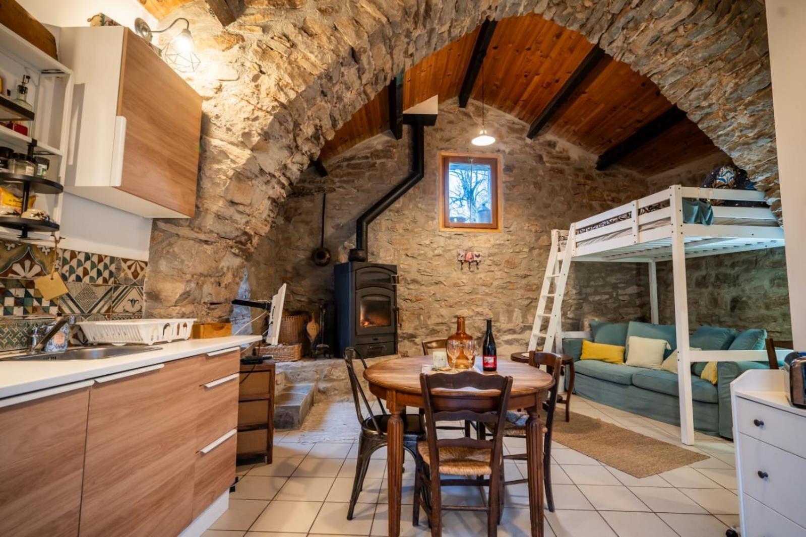 Petite Maison Pleine Nature La Bastide-Pradines Exterior photo